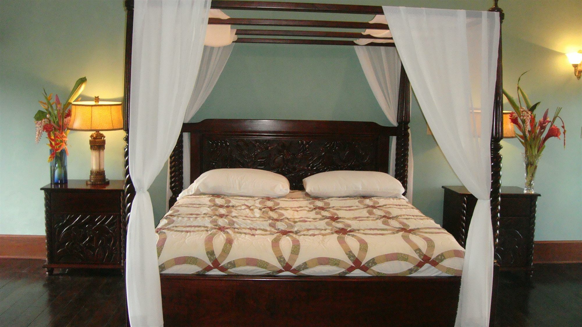 סן איגנאסיו Mahogany Hall מראה חיצוני תמונה